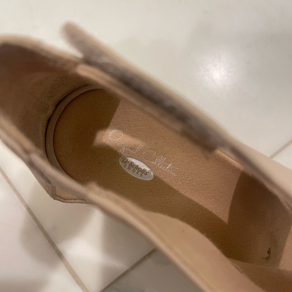 Dr. Scholl's Original Collection Wedge Sandal - Picture 5 of 6